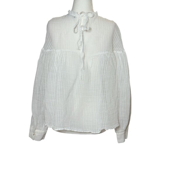 NEW Zara White Textured Long Sleeve Blouse Ruffle Collar Button Cuffs Top Size M - Picture 5 of 8